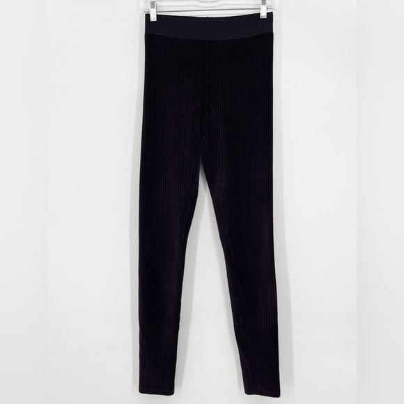 Free People Here We Go Striped Velvet Legging in Raspberry Size XS - Picture 5 of 12